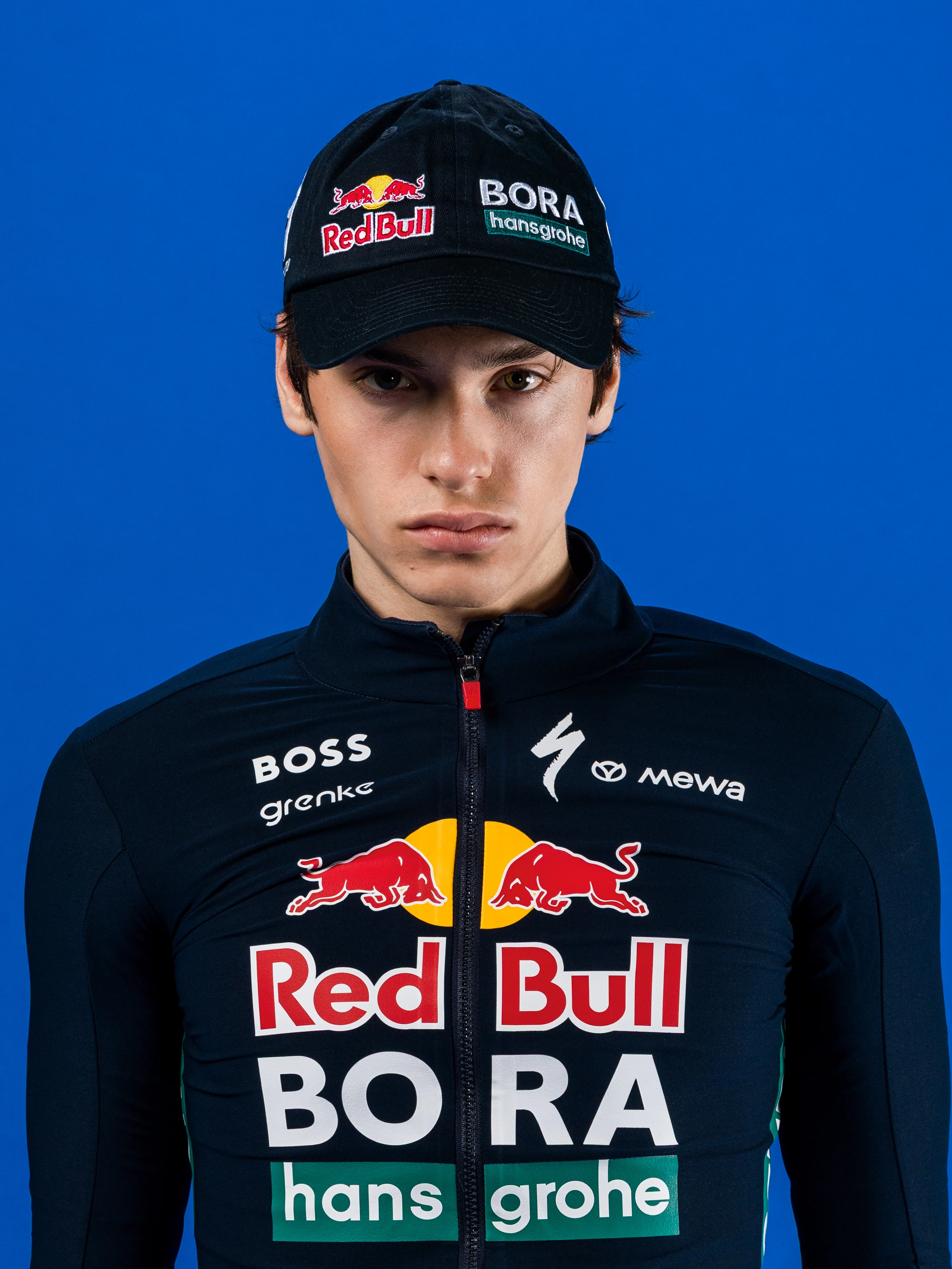 1281-red-bull-bora-hansgrohe-specialized-team-cap-2.webp Red Bull BORA hansgrohe SPECIALIZED Team Cap