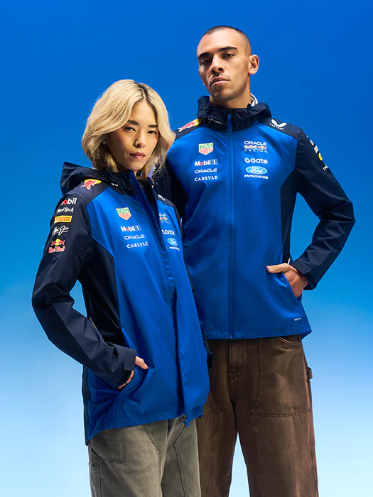 1633-oracle-red-bull-racing-replica-rain-jacket-1.webp Oracle Red Bull Racing Replica Rain Jacket