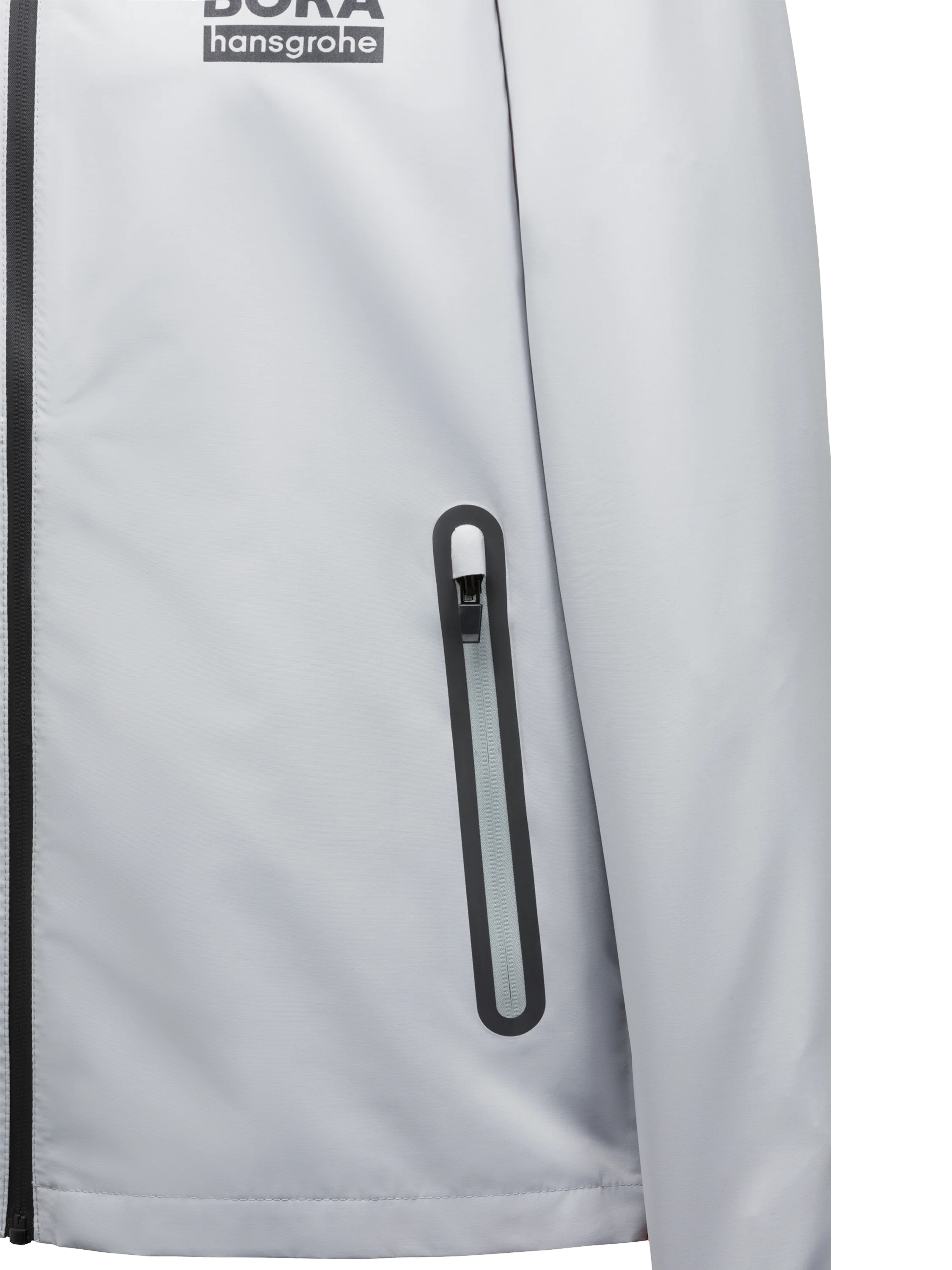 1715-red-bull-bora-hansgrohe-essential-mono-rainjacket-6.webp Red Bull BORA hansgrohe Essential Mono Rainjacket