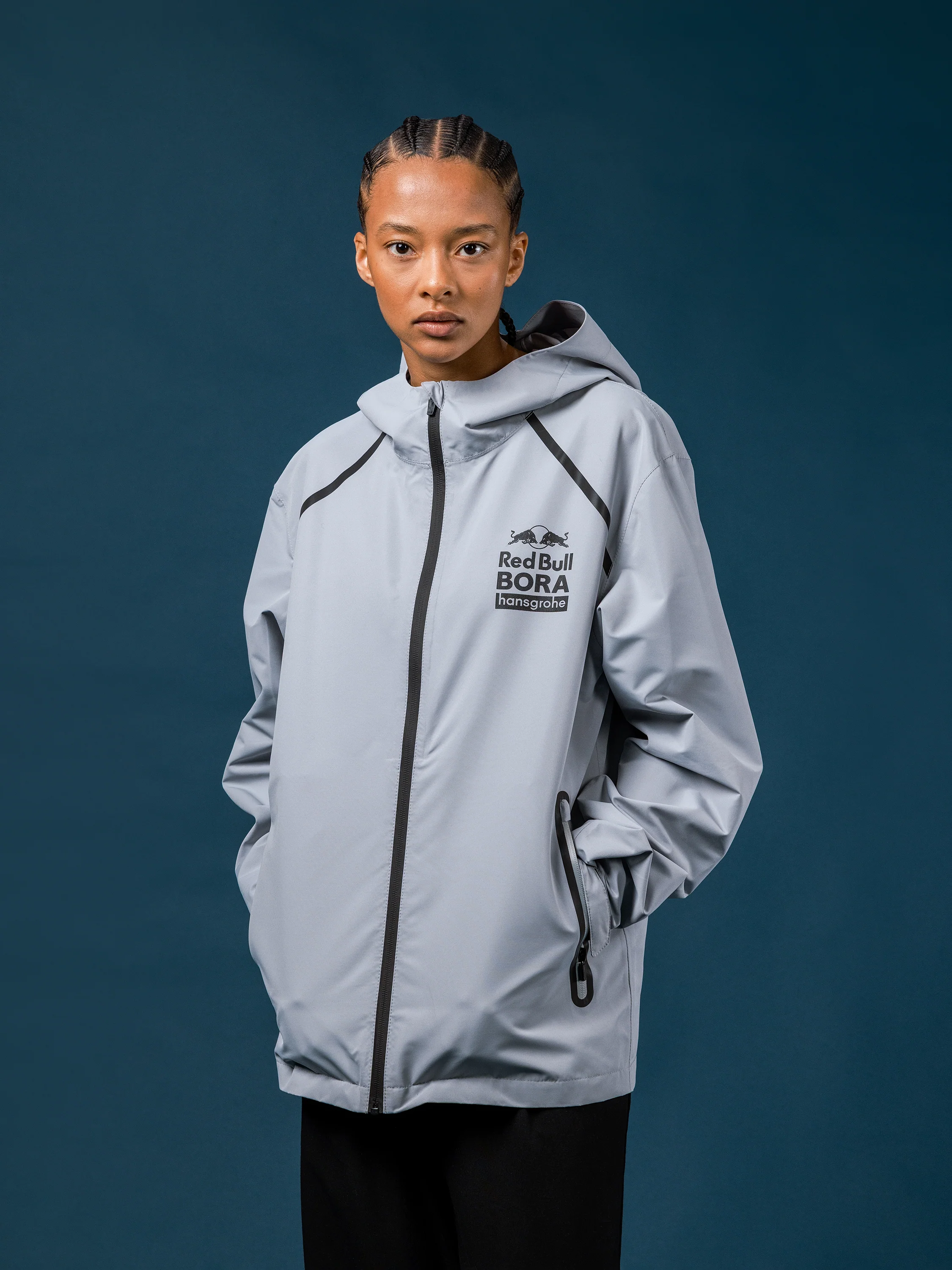 1715-red-bull-bora-hansgrohe-essential-mono-rainjacket-9.webp Red Bull BORA hansgrohe Essential Mono Rainjacket