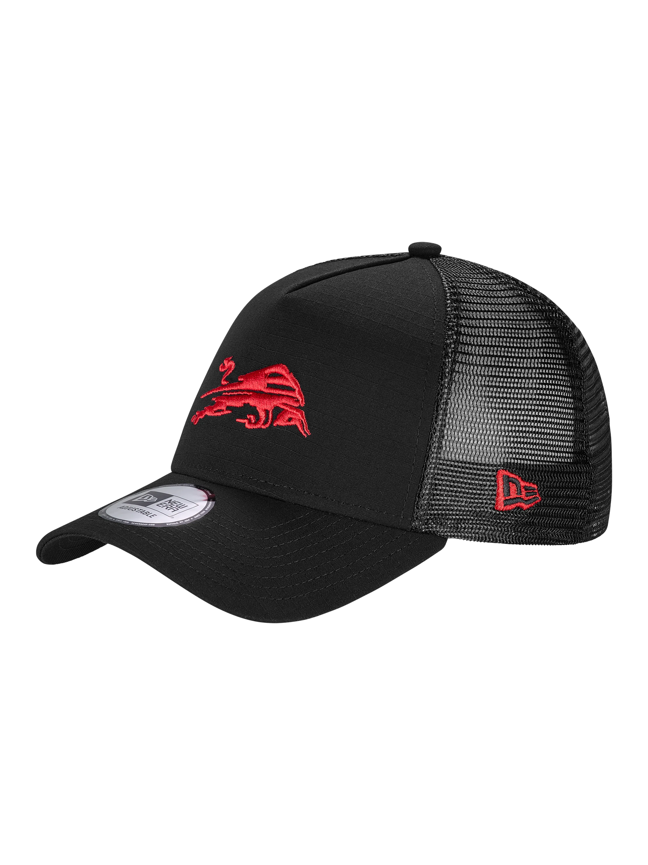 RB Leipzig New Era Dynamic Bull Trucker Hat
