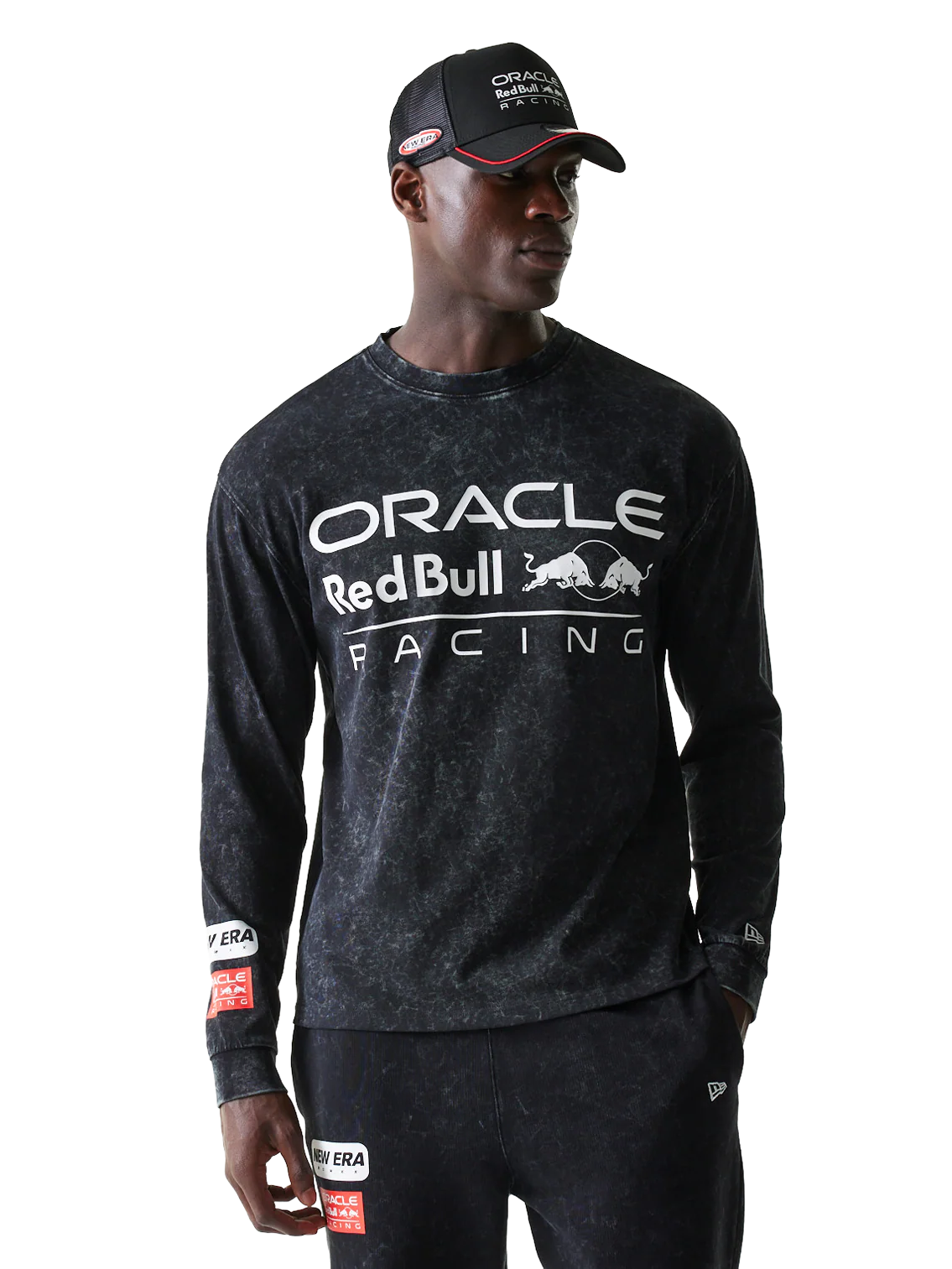 431-oracle-red-bull-racing-new-era-logo-long-sleeve-t-shirt-5.webp Oracle Red Bull Racing New Era Logo Long-Sleeve T-Shirt