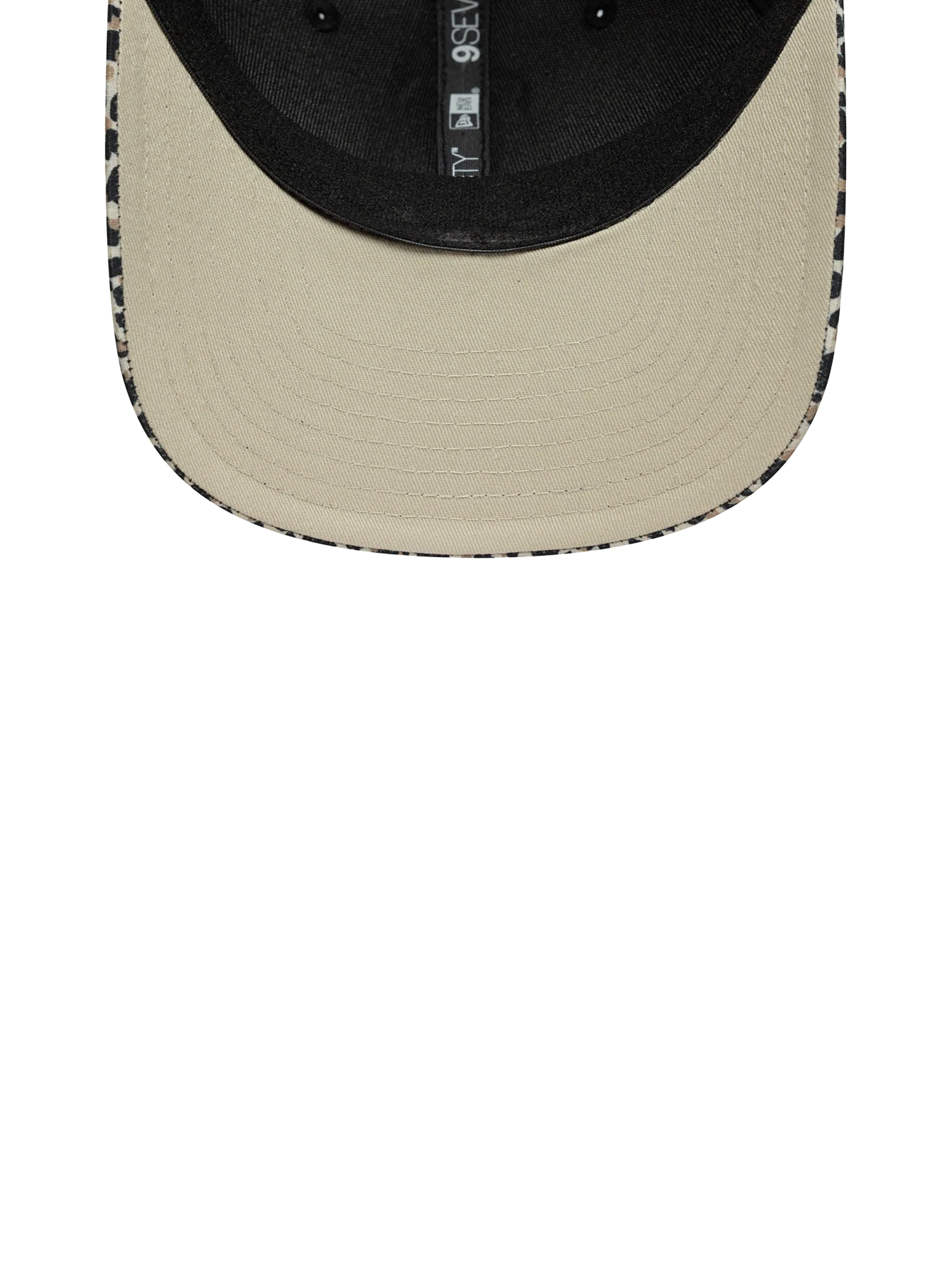 461-visa-cash-app-racing-bulls-new-era-9seventy-leopard-hat-5.webp Visa Cash App Racing Bulls New Era 9Seventy Leopard Hat