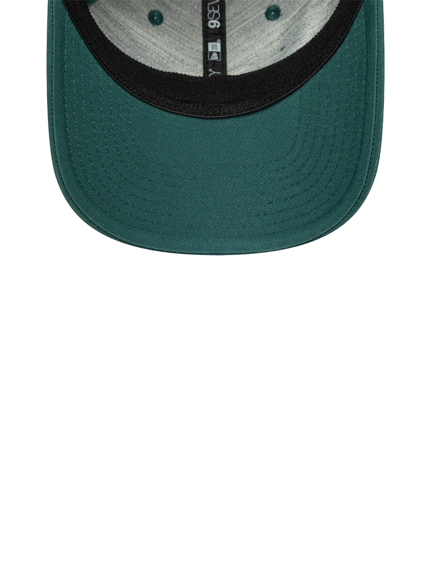 487-oracle-red-bull-racing-new-era-9seventy-washed-hat-6.webp Oracle Red Bull Racing New Era 9Seventy Washed Hat