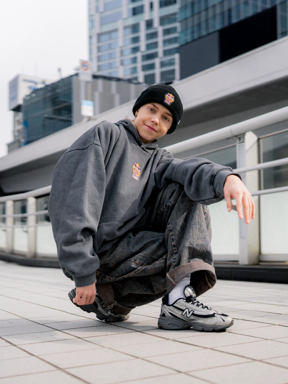 613-red-bull-bc-one-freeze-oversized-hoodie-6.webp Red Bull BC One Freeze Oversized Hoodie