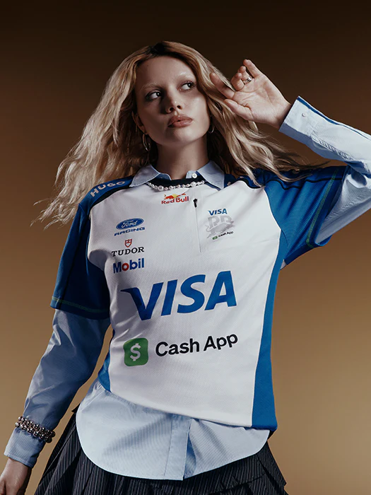 889-visa-cash-app-racing-bulls-women-s-replica-t-shirt-1.webp Visa Cash App Racing Bulls Women's Replica T-Shirt